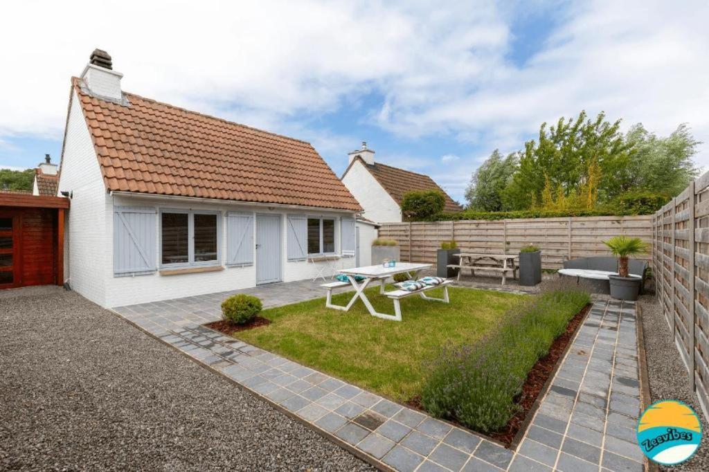 Villa Zeevibes Oostduinkerke Exterior foto
